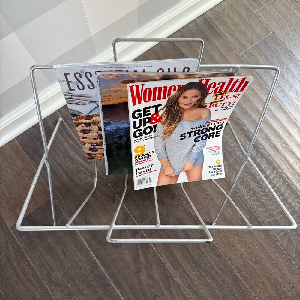 Silver Magazine Rack - Picture 2 of 4